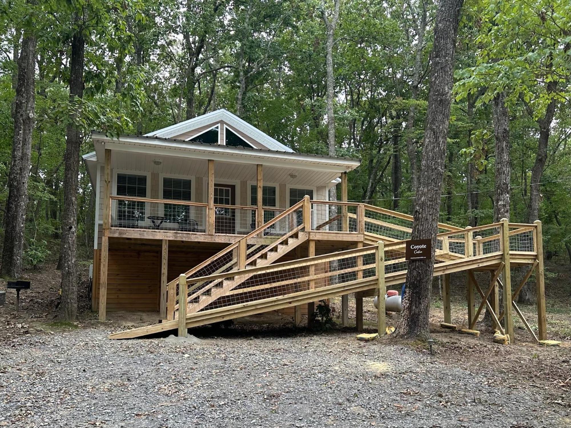 Coyote Cabin At Woodland Retreat At Desoto Beside Desoto State Park Fort Payne Eksteriør bilde